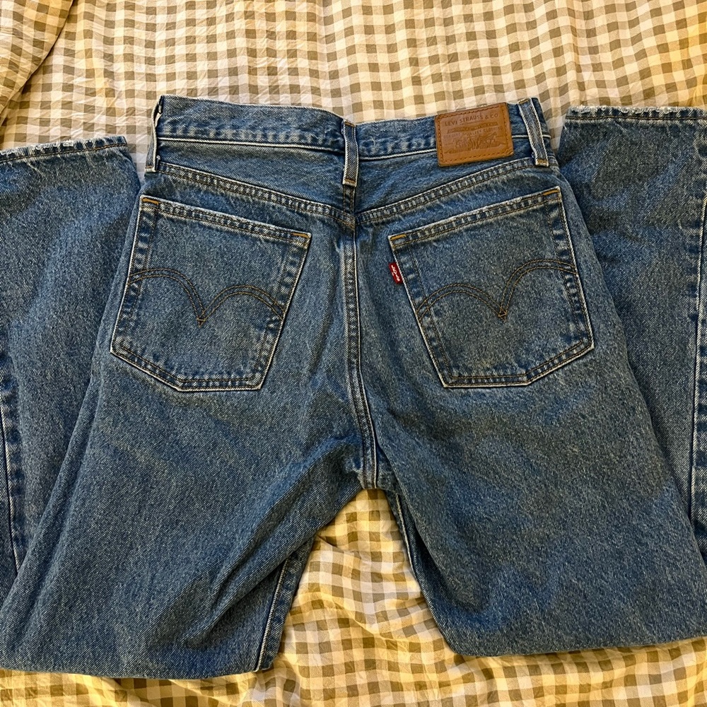 Levi's Women's Straight Leg Blue Jeans